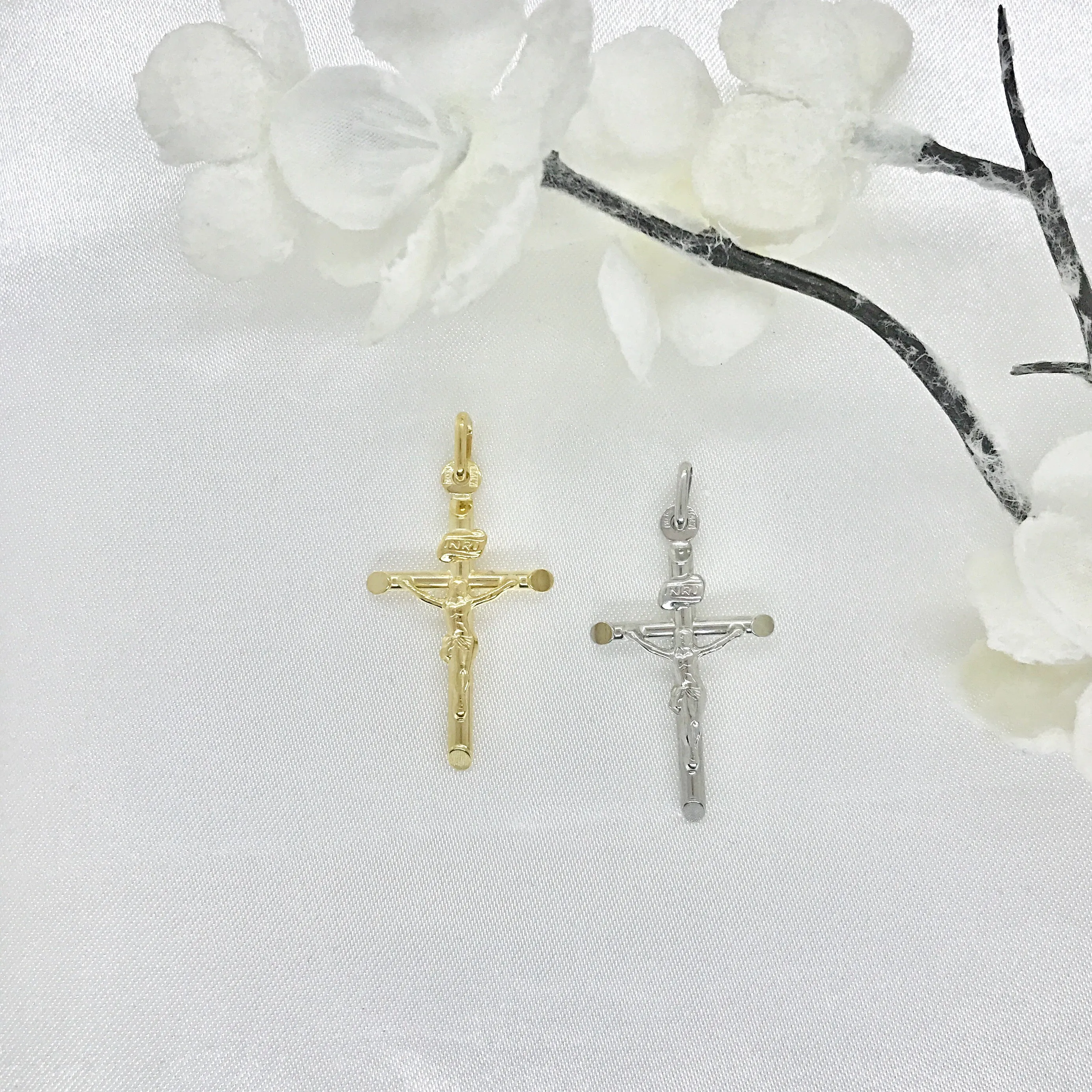 10k Gold Tube Crucifix - 26mm