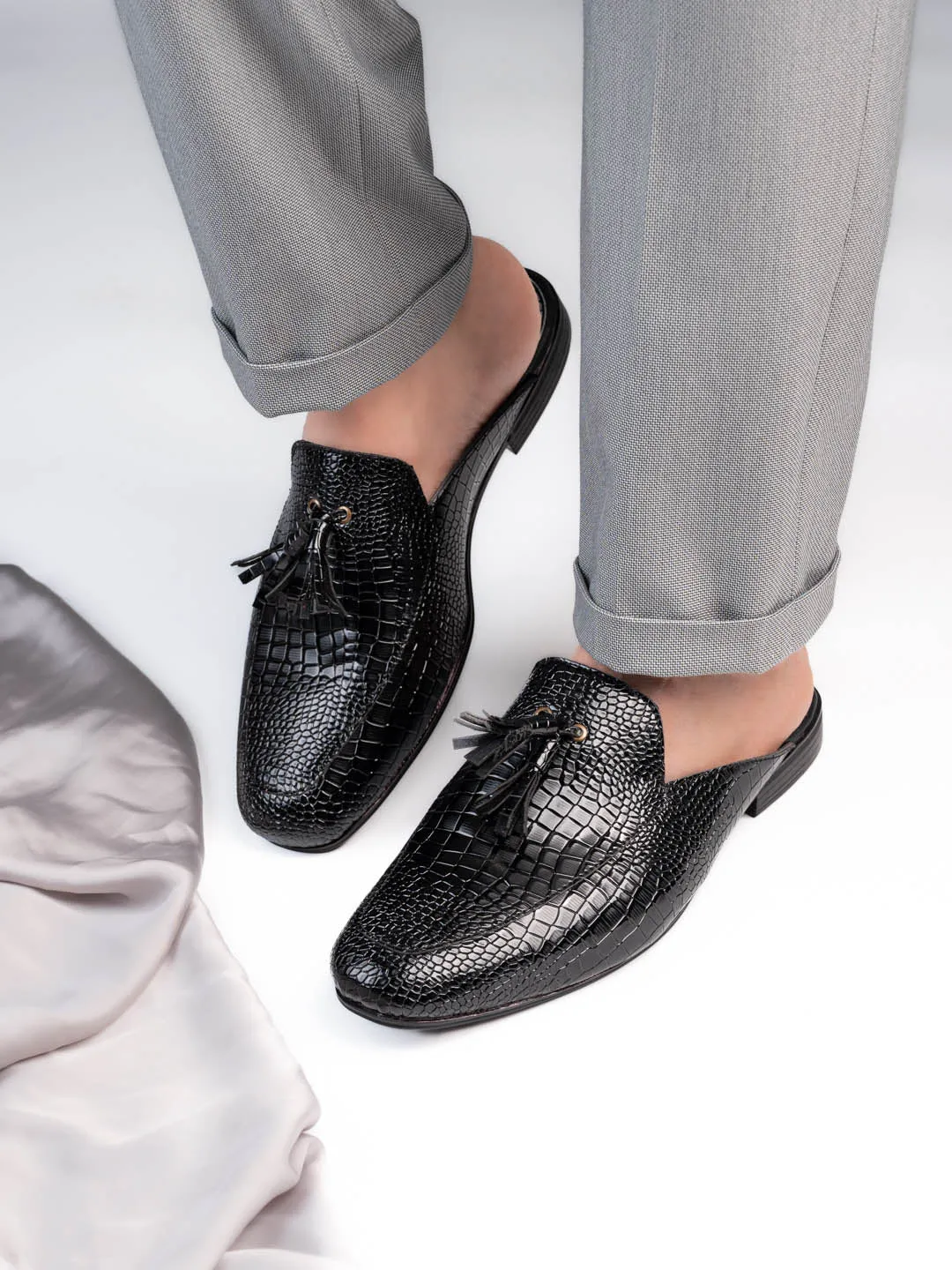 Alberto Toreesi Black Textured Tasseled Mules