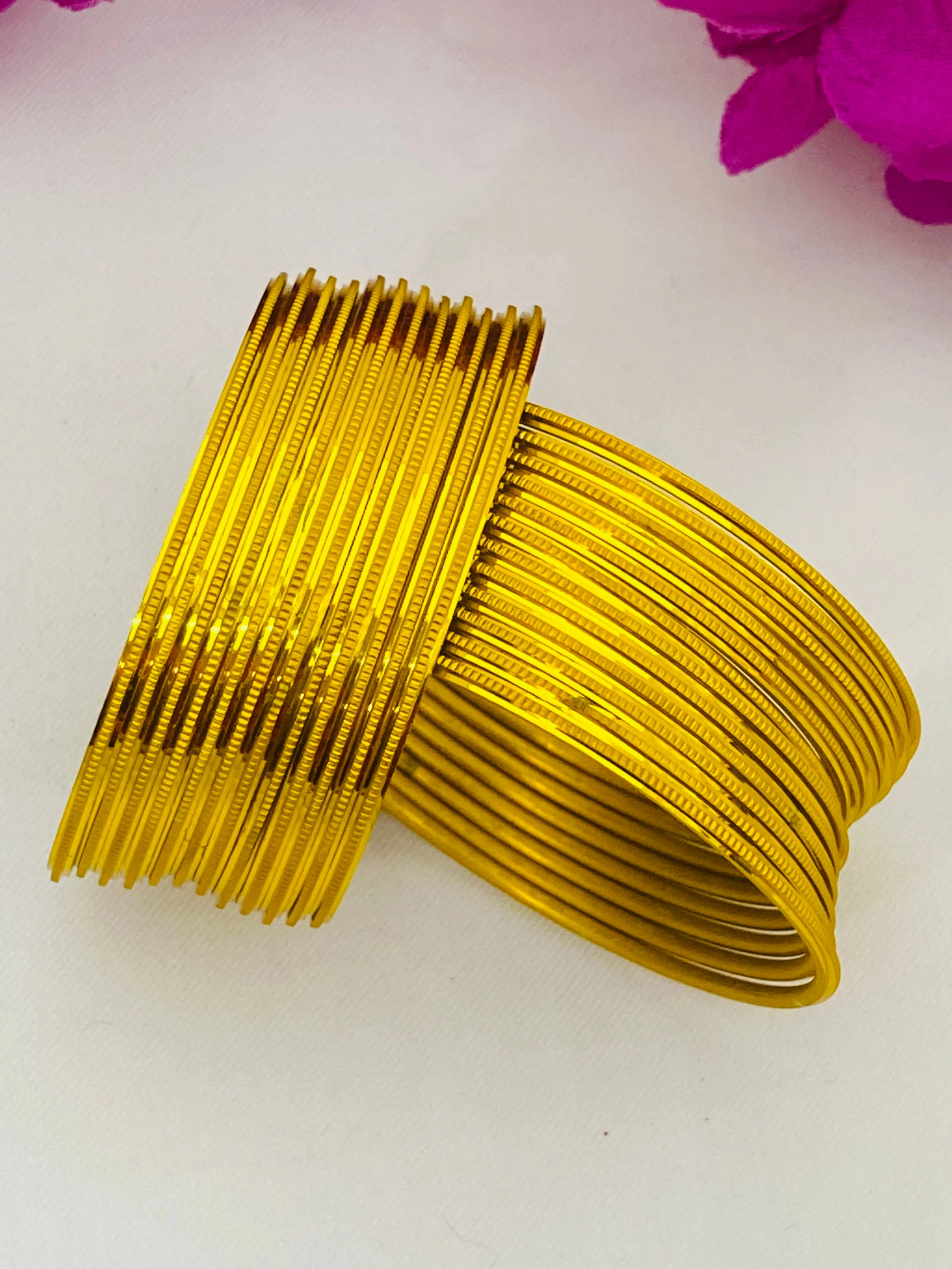 Appealing Yellow Color Plain Metal Bangles