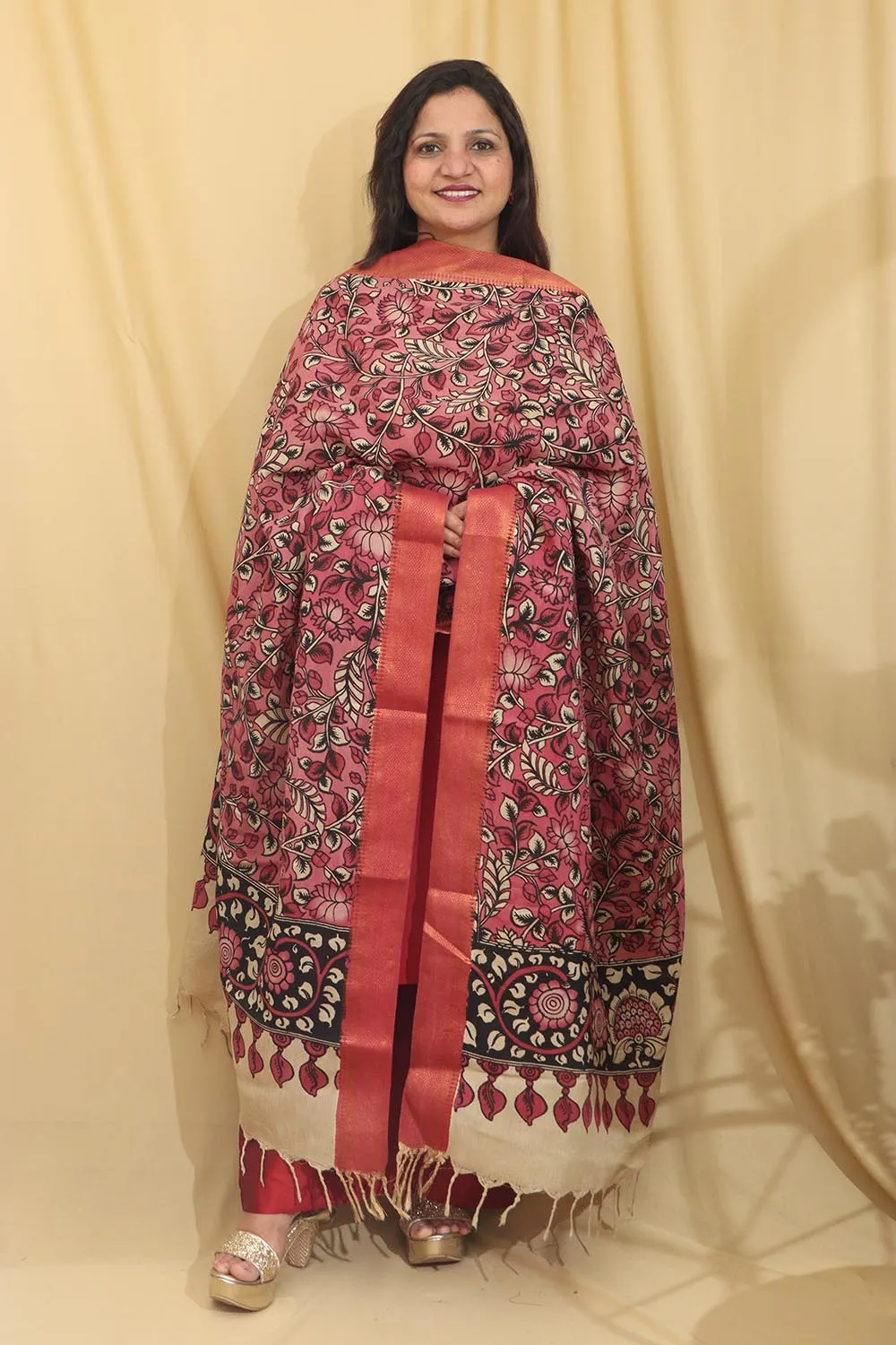 Beautiful Pink Kalamkari Hand Painted Pure Bangalore Silk Dupatta