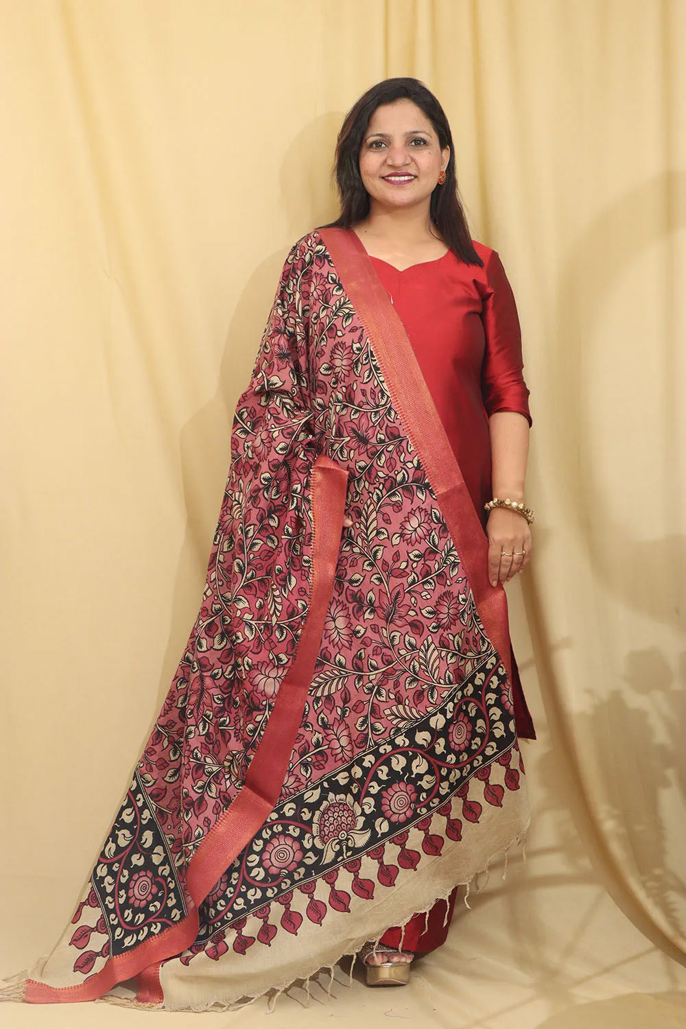 Beautiful Pink Kalamkari Hand Painted Pure Bangalore Silk Dupatta