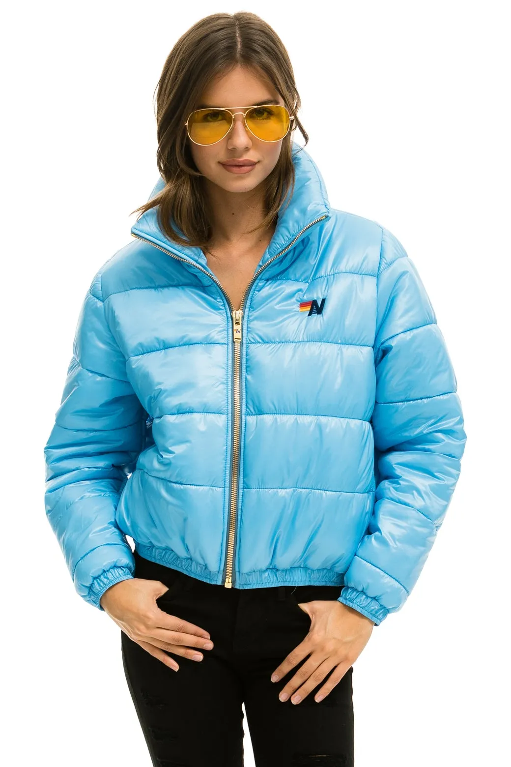 BOLT LUXE APRES PUFFER JACKET - GLOSSY SKY