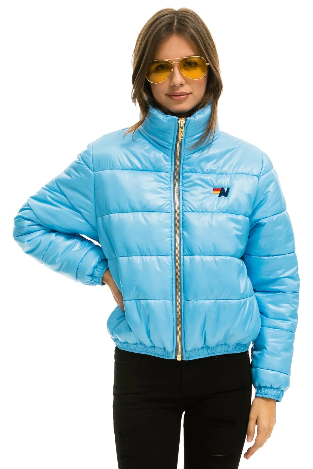 BOLT LUXE APRES PUFFER JACKET - GLOSSY SKY