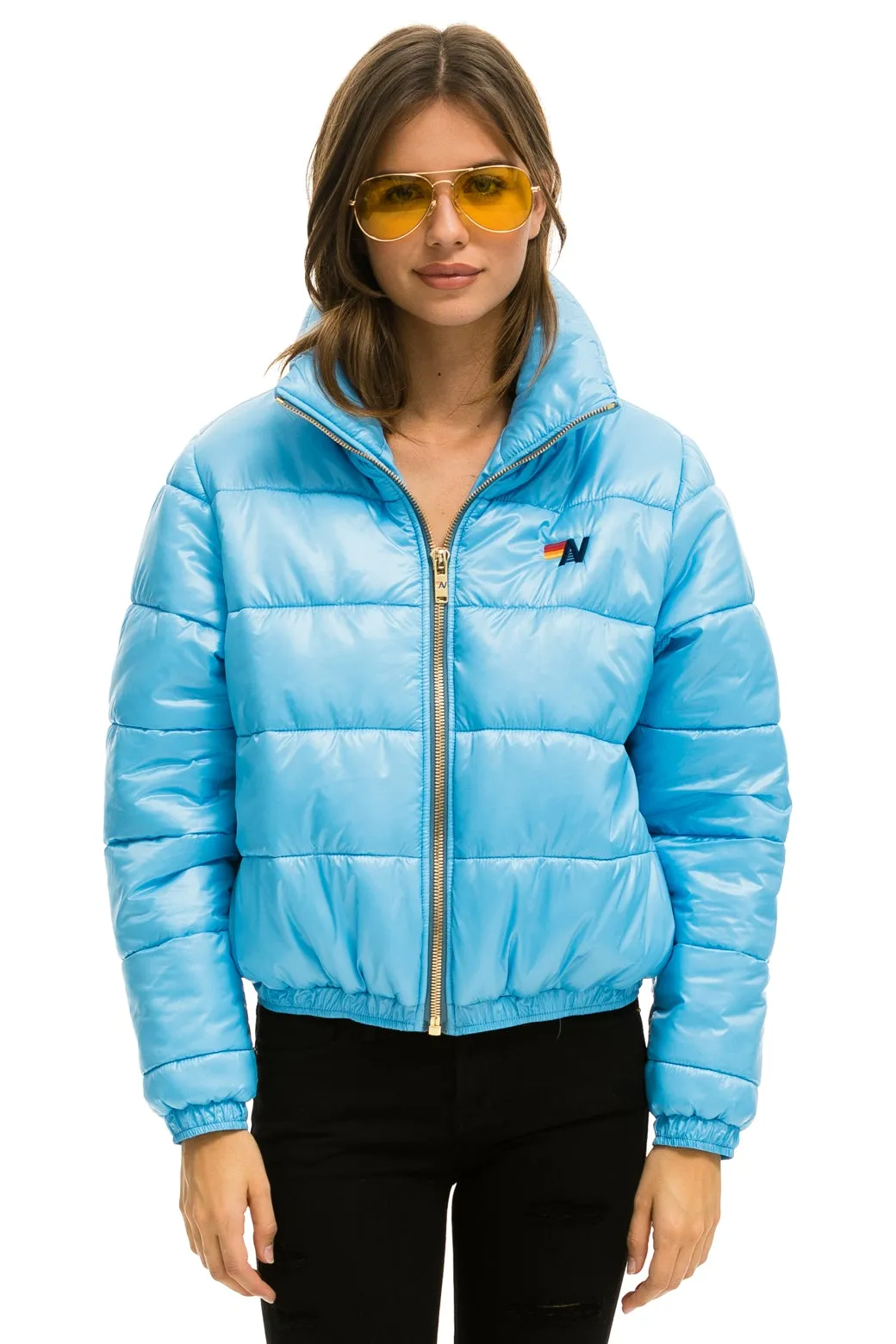 BOLT LUXE APRES PUFFER JACKET - GLOSSY SKY