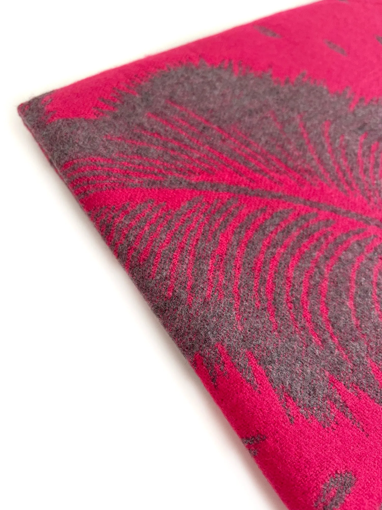 LARGE FUCHSIA CASHMERE FEATHER PRINT REVERSIBLE WINTER SHAWL BLANKET SCARF