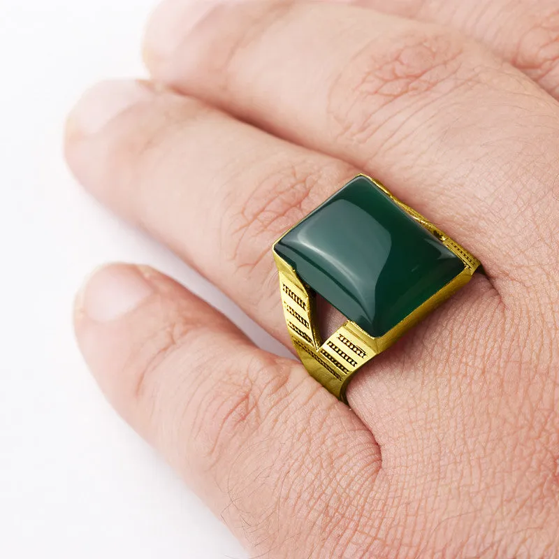 Men's Ring in 10k Yellow Gold with Natural Green Agate Stone