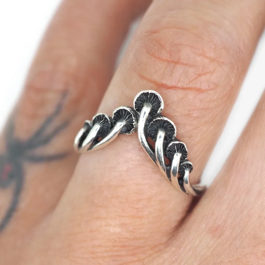 Mushroom crown ring