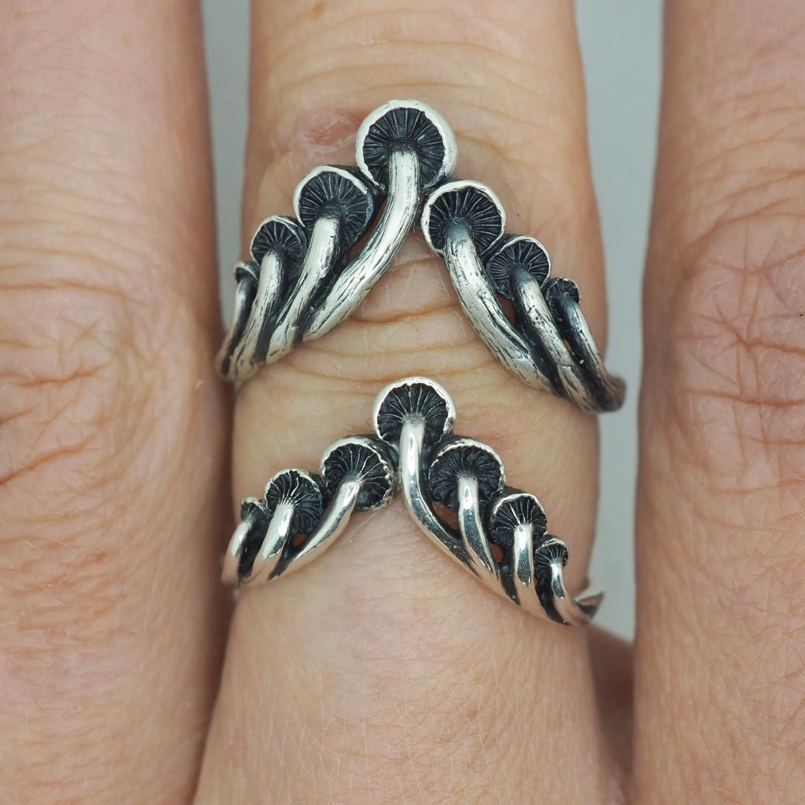 Mushroom crown ring