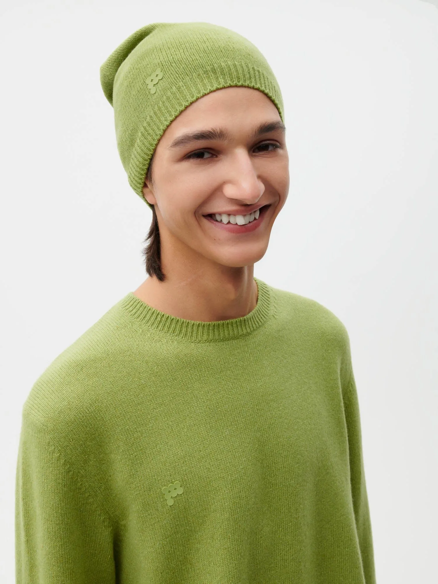 Recycled Cashmere Beanie—grass green