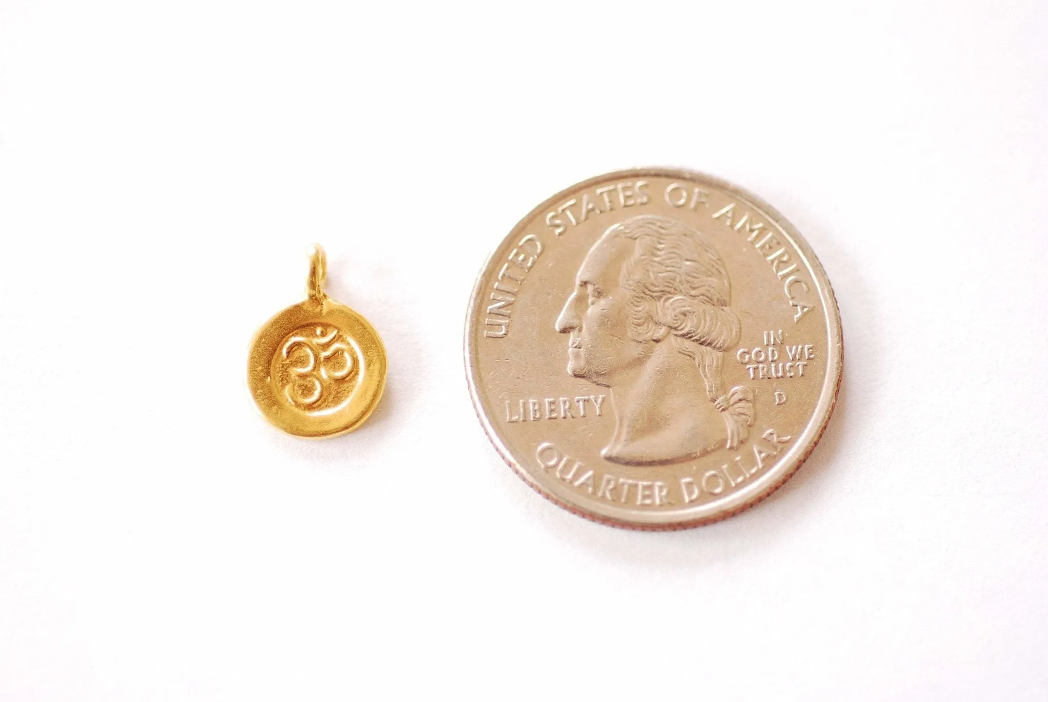 Spiritual Yoga Wholesale Ohm Om Symbol Disc Charm | 18K Gold Plated Brass Meditation Symbol Yoga Buddhist Dangle Pendant HarperCrown B291