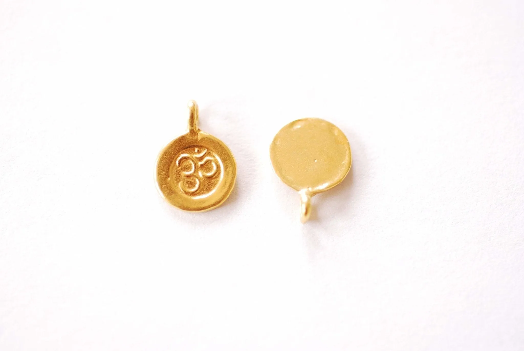 Spiritual Yoga Wholesale Ohm Om Symbol Disc Charm | 18K Gold Plated Brass Meditation Symbol Yoga Buddhist Dangle Pendant HarperCrown B291