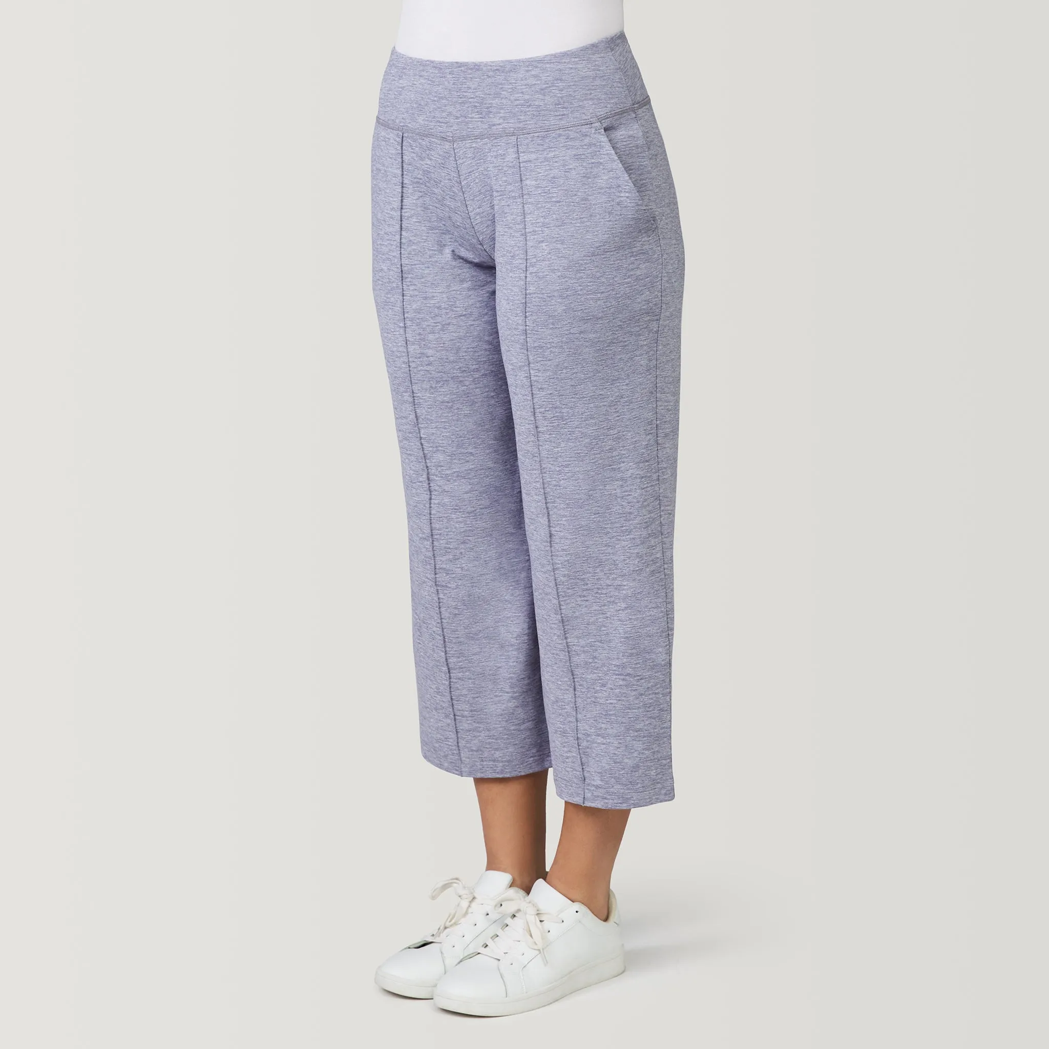 Women's Cloud Knit Wide Leg Cropped Pants